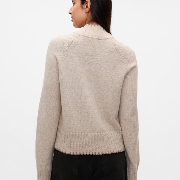 GAP  |  CashSoft Turtleneck Sweater - Picture 6 of 6